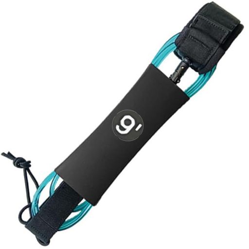 サイズ: ワイヤー径7.2mm、 9ft 耐摩耗性と弾力性:この牽引ロープは、高い弾力性と強度を備えた素材で作られており、サーフィン中の激しい衝撃に耐えることができ、柔らかい感触があります。 海水に腐食されにくく、耐久性に優れています。これにより、過酷な条件下でも信頼性の高いパフォーマンスが可能になります。 スイベルジョイント設計:ステンレススチールアダプターを内蔵し、360度自由に回転できます。絡まりや結び目がないので、サーフィン時の操作性が向上します。 豊富なカラーバリエーション:赤、緑、青、黒の4色展開。スタイルや好みに合わせてお選びいただけます。 多用途: このリーシュは、ショートボードからロングボード、パドルボード、カヤック、パルプボードなど、さまざまなマリンアクティビティに使用できます。シンプルなデザインで耐久性と機能性を兼ね備え、あらゆるサーファーのニーズに応える万能リーシュです。