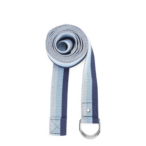 【サイズ】244cm*3.8cm 【カラー】ブルー系 【材質】コットン 【柔らかい】コットン素材を使い、特別な工芸を使用し、無毒無害を前提として、柔らかい商品を提供しています。 【安定性】鋼鉄の調節可能リングを使って、強靭性も、耐摩耗性も抜群になります。 【色】色が鮮やかで、濡れても、色を落とさなく、ヨガが楽しくなるでしょう。 【実用性】ヨガ、ストレッチ、エクササイズ等の運動中、長さを調整して、負荷を替えて、ポーズの補助として使用します。