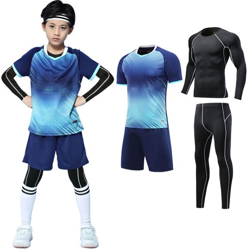 【メイン素材】 ポリエステル90% + スパンデックス10% 素材構成: 陽イオン速乾機能を備えた素材(ポリエステル) 【スポーツ専用素材】通気性に優れた素材で熱を逃がし、体をドライで快適に保ちます。また、高品質なストレッチ素材を使用しているので動きやすく締付もなく、体にフィットします。耐久性にも優れているので激しい動きにも対応しています。洗濯後も速く乾きになり、着替えに便利。 【2/4点セット】Tシャツ&amp;スポーツパーカー&amp;ハーフパンツ&amp;タイツ 全て揃った上下4点セットのスポーツウエア!半袖と長袖で数パターンの着こなしが可能で、様々なシーンを魅力的に演出します。自分の好みに合わせて様々な組み合わせることができる。春から冬までロングシーズンお使いいただける。もちろん部屋着にもおすすめできる気軽さが魅力です。 【オールシーズン対応】ジャージは春夏秋冬を問わず、お子様の快適な運動時間をサポートします。軽やかな素材で作られており、どんな季節でも快適に過ごせるよう設計されています。お子様が一年中活発に動き回るための理想的なウェアです。 【合わせやすい】 セットとしてもちろんですが、別々で着てもOK。