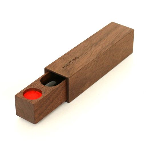 心地よくスライドする木製印鑑ケース「SealCase(印鑑ケース)」Hacoa(ウォールナット)