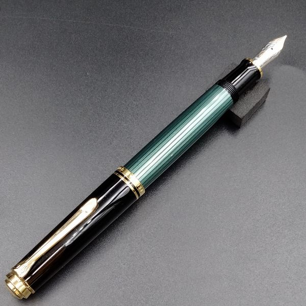 ペリカン Pelikan ペリカン スーベレーン M600 グリーンストライプ 緑縞 ロジウム装飾14金ペン先 万年筆