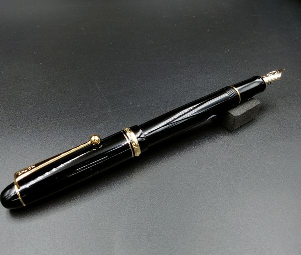 パイロットのカスタム74 PILOT パイロット CUSTOM カスタム74 ブラック FKKN-12SR-B 万年筆