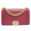 CHANEL(シャネル) ボーイシャネルショルダー A67086 ショルダーバッグ レッド(Gマット金具) カーフスキン ランクA レディース メンズ メッセンジャーバッグ 斜めがけ 大人 ブランド シンプル おしゃれ オシャレ カバン かばん 送料無料