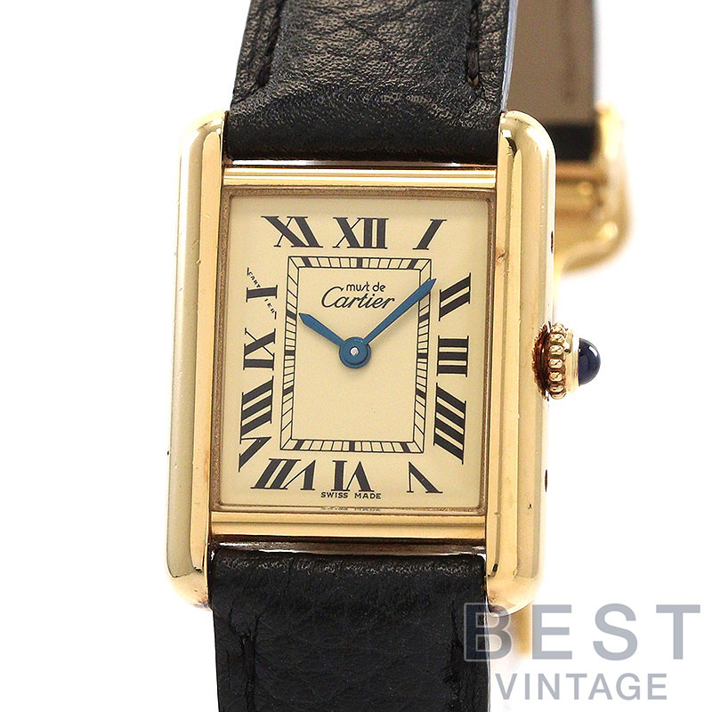 【お買い物マラソン限定クーポン配布中♪】カルティエ 【CARTIER】 マスト タンク SM ヴェルメイユ W1017354 レディース アイボリー シルバー925(金メッキ) 腕時計 時計 MUST TANK SMALL MODEL VERMEIL IVORY SV925(GF) 【【中古】