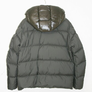 『ポイント5倍』モンクレール MONCLER【GLACIER GIUBBOTTO】 メンズ フーデッド ダウンジャケット ブルゾン パデッドコート カーキグレー 4133785 549SM 891【送料無料】 【あす楽対応】 【コンビニ受取】 【ロッカー受取】 【国際配送】