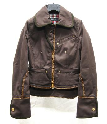 ★ ★Price Down ディースクエアード DSQUAREDショート ウェスタンブルゾン ブラウン72AM028 027【送料無料】 【コンビニ受取可】 【海外配送 可】 【国際配送】 ★ ★Price Down ディースクエアード DSQUAREDショート ウェスタンブルゾン ブラウン72AM028 027【送料無料】 【コンビニ受取可】 【海外配送 可】 【国際配送】