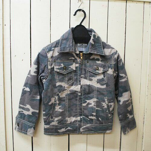 【最大1000円OFFクーポン配布中12月スーパーセール】【アウトレット】ジャケット キッズ Beswish ビスウィッシュ 迷彩ジャケット 125cm