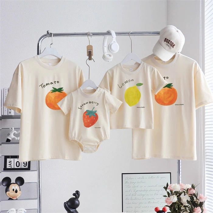 親子コーデ 親子 ペアルック リンクコーデ Tシャツ 半袖シャツ 親子おそろい 親子ペア 子供服 夏服 おしゃれ 男女兼用 ロンパース ベビー キッズ レディース メンズ 大きいサイズ 幼稚園 旅行 ハワイ 出産祝い 誕生日 イベント 運動会 入園 ギフト 記念日 写真撮影 親子コーデ 親子 ペアルック リンクコーデ Tシャツ 出産祝い 誕生日 イベント 運動会 入園 ギフト 記念日 写真撮影 5