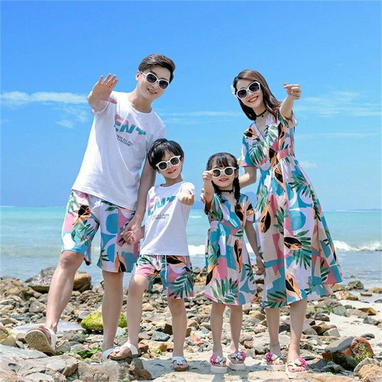 親子 ペアルック 親子コーデ メンズ アロハシャツ お揃い 親子ペア アロハシャツ 夏 半袖 花柄シャツ 家族ペアルック ママ パパ レディース 花柄ワンピース 子供服 セットアップ キッズ 海 ビーチ 旅行 リゾート カップルお揃い 恋人