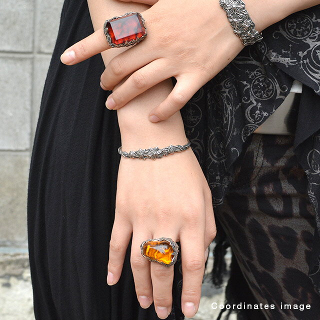 リリー エルランドソン【LYLY ERLANDSSON】the STRINGS ストリングス ブレスレット