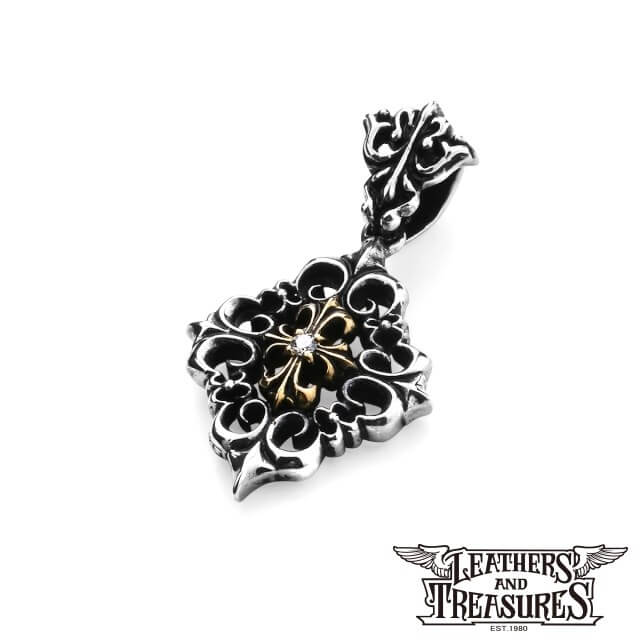 楽天BeyondCool〜ビヨンクール[公式] Leathers and Treasures ペンダント ブランド ネックレス メンズ 十字架 クロス シルバー アクセサリー - スモールフォーフレアデリーペンダント w/K18 ストーンクロス w/ダイヤモンド レザトレ レザーズアンドトレジャーズ