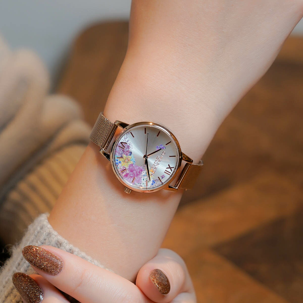 オリビア・バートン シグネチャー イラストレイテッド フローラル ローズゴールド メッシュ レディース ウォッチ OLIVIA BURTON