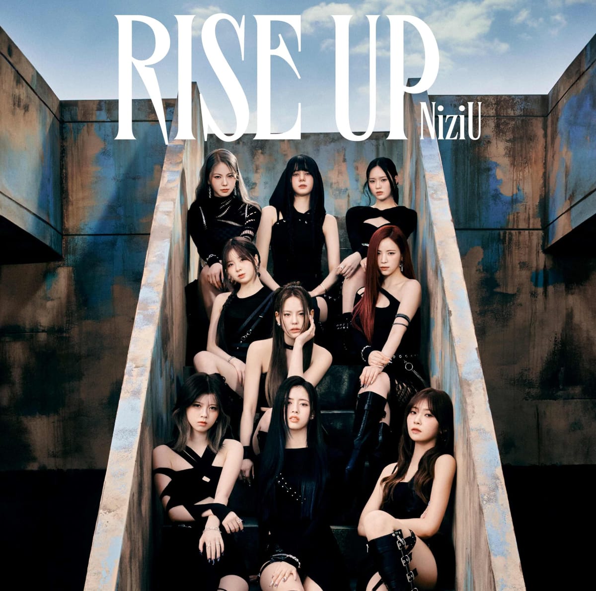 RISE UP (初回生産限定盤A) - NiziU