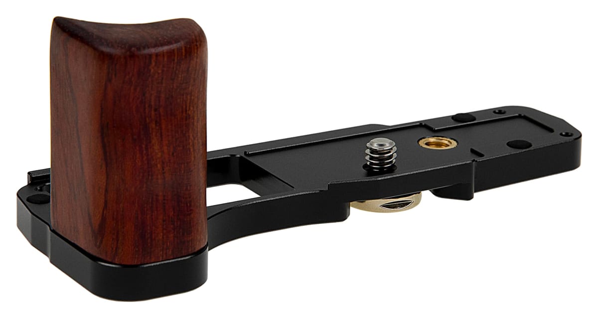 Olympus OM-D E-M10 Mark IV MILC MFTカメラ用デラックスメタルカメラハンドグリップ 木製アクセントと..