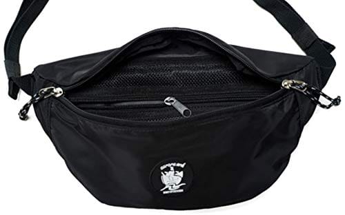 当ページにて「サクララ店舗」という出品者が出品しておりますが、一切関係のない第三者です。アマゾンで品質管理・梱包・発送・アフターサービスまで一貫して対応しておりますが、こちらからの購入品については一切のサポートができかねます。お客様に安心し...