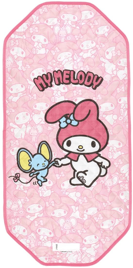 サイズ:約60×130cm/材質:ポリエステル/原産国:中国コット(簡易ベッド)カバーMサイズ、名前が記入できる「お名前タグ」付き裏面:通気性に優れたメッシュ生地四隅のゴムひもを引っ掛けるだけで簡単に装着、丸洗いOKホルムアルデヒド(有害物質)検査済、合格(検出せず)