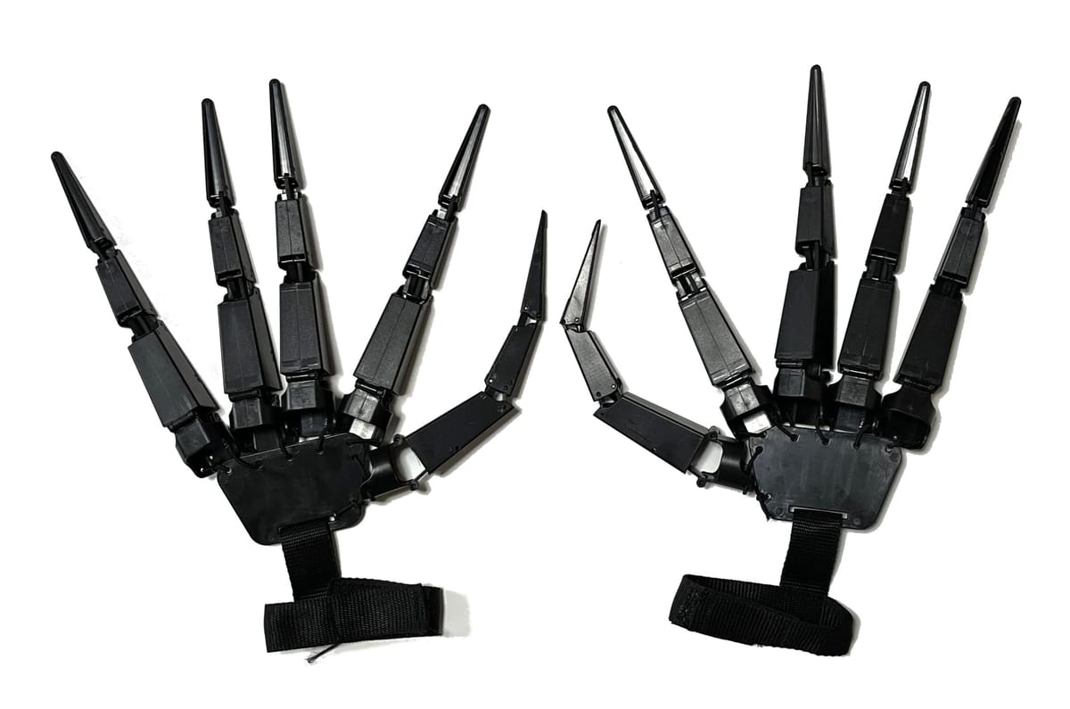 関節式フィンガー 両手 ペア ハロウィン 指装飾品 おもちゃ プラスチック製 ブラック