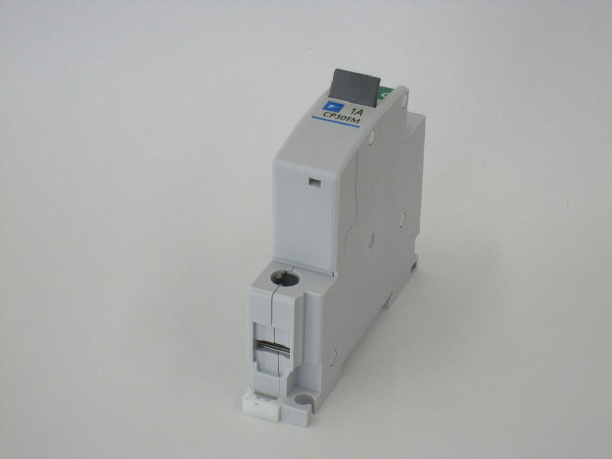 ٻŵ åȥץƥ CP30FI-2P007W1A