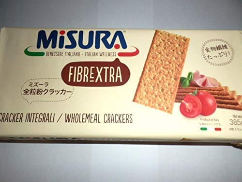 原材料:小麦全粒粉、ひまわり油、麦芽エキス、食塩、イースト/膨張剤 自然な甘さと食感が味わえる全粒粉クラッカー。チーズやトマトをのせてオードブルにも最適。