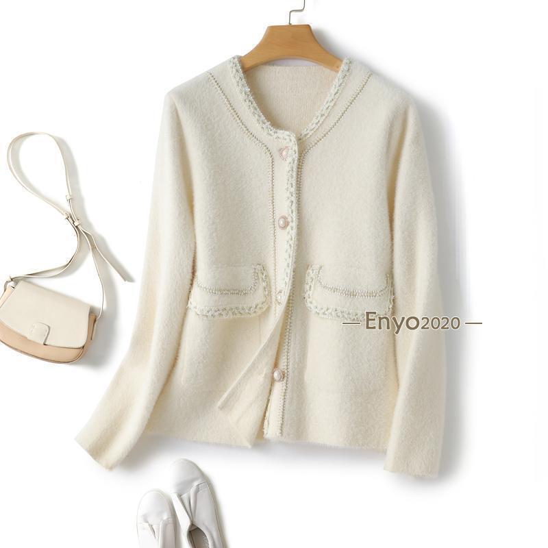 レディース パールボタンなどおしゃれな飾り入りのノーカラーコート きれいめ 上質 通勤 大人 アウター..