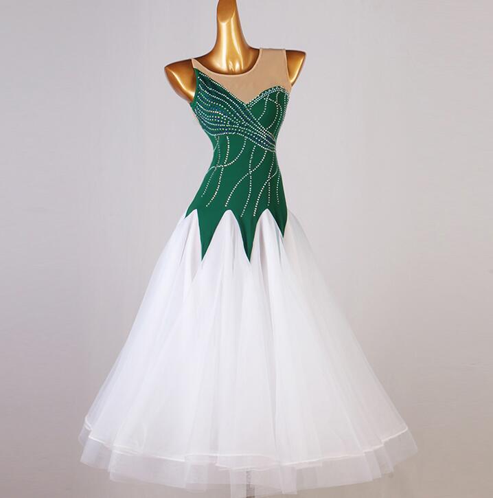 送料無料 オーダーメイド可能 社交ダンスドレス モダン衣装 レディース スタンダードドレス 高品質 フラメンコ 社交ダンス衣装 ダンドレス 競技用のドレス 社交ダンス 着痩せ スレンダーモ練習着 ワルツ 大きい裾 ワンピース ダンスウェア ゴージャス ステージ パーティー