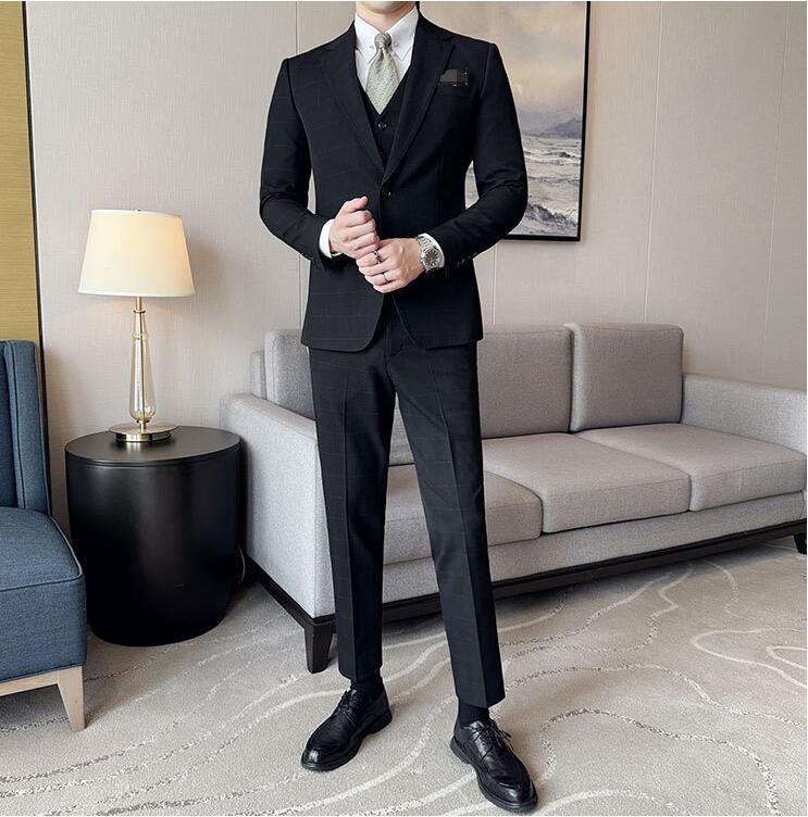 送料無料セットアップ メンズスーツ 上下セット フォーマル ビジネス ダブルボダンスーツ スリム カジュアルリクルートスーツ 就活オシャレ 紳士用 ジャケット パンツ ベスト パーティー チェック柄入学式 卒業式 オールシーズン 結婚式ブラックカーキM L XL 2XL 3XL 4XL 5XL