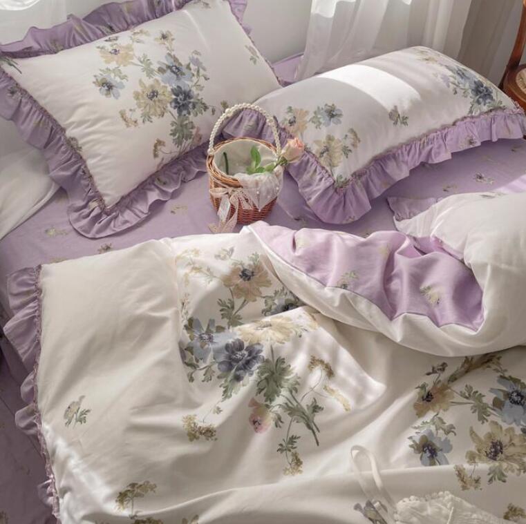 送料無料 寝具カバーセット ダブル 4点セット 綿100％ 花柄 フリル 通気性 速乾 吸汗 柔らか 掛けカバー 布団カバー フラットシーツ 枕カバー 布団カバーセット 丸洗いOK きれいめ おしゃれ 引っ越し 新生活 春夏秋冬 インテリア 寝室コーデ 安心 清潔 激安★セール