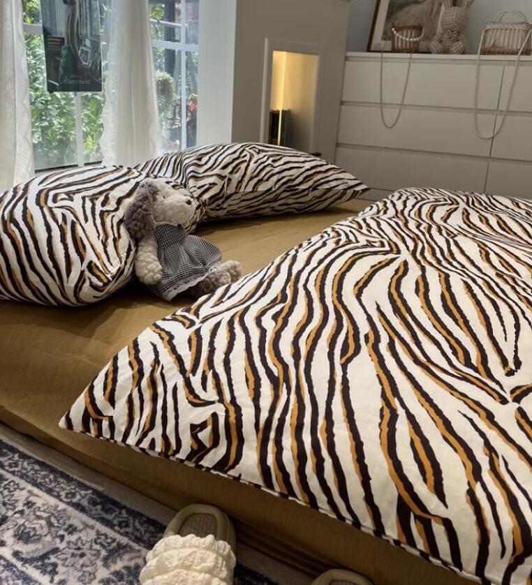 ヒョウ柄 北欧風 送料無料 布団カバーセット お洒落 綿100％ ボックスシーツ/フラットシーツ シングル ダブル クイーン 通気性 柔らか 四季通用 3点セット 4点セット 掛け布団カバー 枕カバー 寝具カバーセット 洗える プレゼント 新生活 新作 インテリア★激安★セール