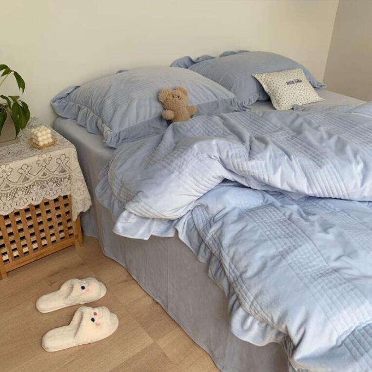 ご来店いただいて誠にありがとうございます。 ★付属品：なし ★カラー：写真より　 ★素材：ポリエステル、その他 ★サイズ（cm）： フラットシーツタイプ シングル（3点セット） 1点布団カバー：150*200cm 1点フラットシーツ：180...