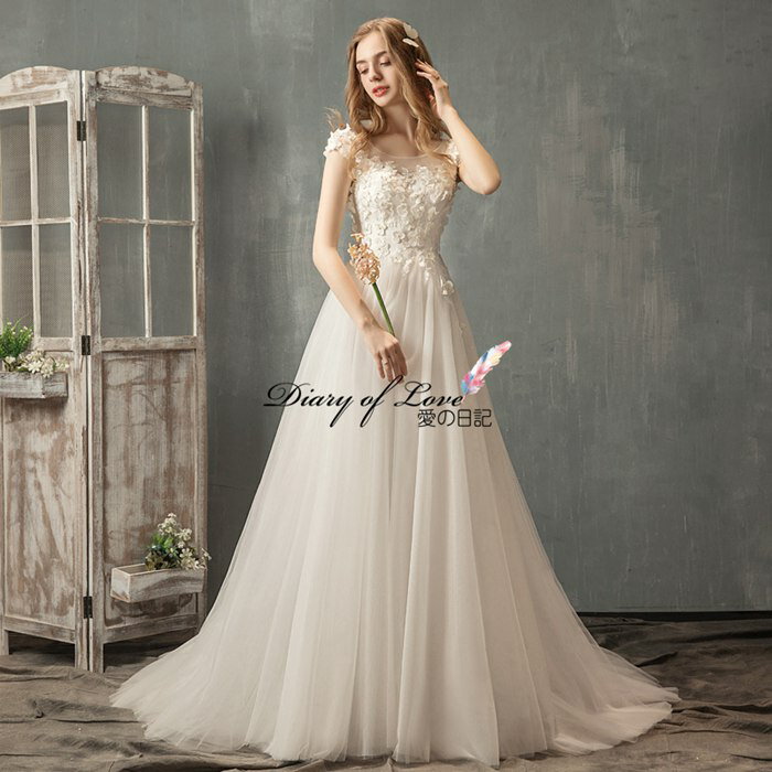 ウェディングドレス Aラインドレス 大きいサイズ ウェディング 花柄エンパイアドレス 二次会 結婚式ドレス エンパイア トレーン付き ベアトップ結婚式/二次会/...