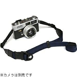 ■ワンアクションでストラップの長さを調節できる、伸縮自在のカメラストラップ「Ninja Camera Strap（ニンジャ カメラストラップ）」。■小型カメラ向け。テープ幅25mm。