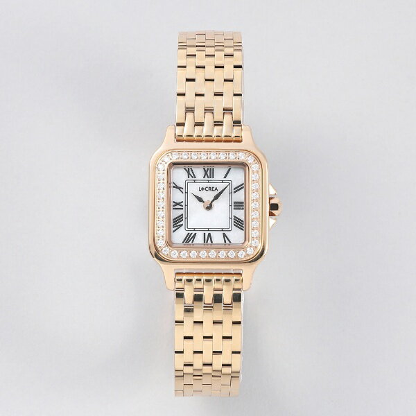 「入荷次第出荷」表記の商品のうち、仕入先にて在庫切れとなっていた場合、 一部商品を除き約1ヶ月以上お時間を頂く場合がございます。予めご了承ください。 お急ぎのお客様は、在庫状況を確認させて頂きますので、ご購入前にお問い合わせ下さいます様お願い申しあげます。ベゼルに38石のラインストーンをまとったエレガントなモデル「カレ・ド・シーゼットシリーズ」。スクエアなケースに丸味を付けることでバランスの取れた仕上がりとなっており、38石のラインストーンは「小さな幸せ」という意味が込められています。フル充電で最大約12ヶ月駆動ベルトはワンタッチで交換ができるアジャスター付きムーブメントは信頼のセイコーエプソン製ソーラームーブメントを搭載腕回り：革ベルト約14〜18cm対応　：メタルベルト約14〜18cm対応