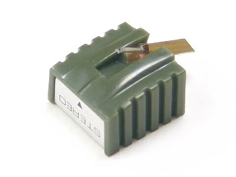 51-38は、Mitsubishi/DIATONE（三菱/ダイトーン）のレコードカートリッジ：MAG-2に使用できる、メーカーが製作した純正の針ではない、純正針と同等の性能を備えた代替針（交換針）です。対応レコードプレーヤー：DP-88B、セレクト86Lこの代替針（交換針）は「合成ダイヤ丸針」タイプです。標準的な円錐形状を持つ、一般的なレンジの音域を再生する汎用モデルです。一般的な寿命は約200時間です。