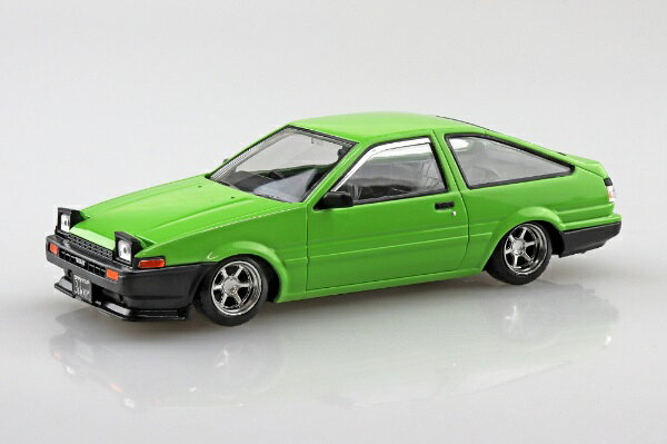 AE86のカスタム仕様が仲間入り！！！■純正カラーと派手目なカラーをご用意・パーツ点数37点のお手軽モデル・選択式でノーマル車高にも組み立て可能■金型追加・純正フロントリップスポイラー・14インチカスタムホイール・14インチ引っ張りタイヤ■楽プラ スナップキットとは・塗装不要ボディ色をプラスチック材料の着色で再現する事により、塗装不要となりました。ツヤツヤのボディも見どころです。・接着剤不要はめ込み式を採用する事で接着剤が不要となりました。・少ないパーツで高い再現性キットを簡略化しながらも1/32スケールで高い再現性を実現しました。