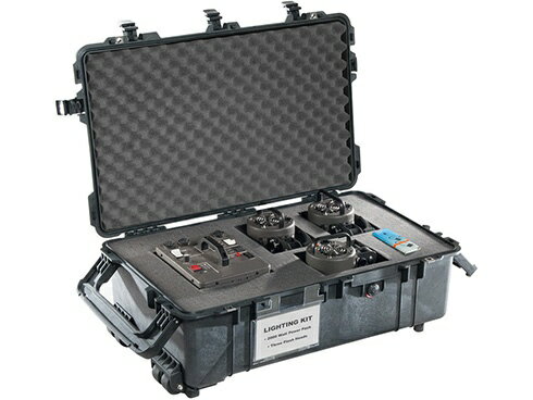 Pelican�åڥꥫ�� PELICAN �ڥꥫ�� 1670 �ե������դ� 70L 78.8cm x 49.3cm x 28.4cm �ϡ��ɥ����������� �ݾ��դ� �ץ��ƥ����������� �֥�å� 1670-000-110