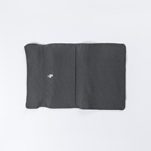 アンドゴー｜_go square W for tablet 長方形・厚地タイプ：タブレット用 スペースグレー G04SWTSG