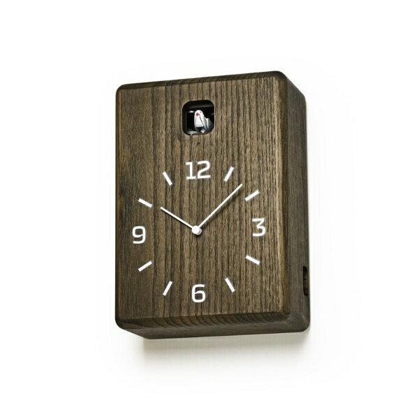 小川のせせらぎの音とともに、愛らしいカッコーの鳴き声で時を告げる時計です。シンプルな巣箱をイメージしたデザインは、壁掛けはもちろん、置時計としてもお使いいただけます。素材には無垢のクリ材を使用し、木目の美しさを活かしたナチュラルタイプと、深...
