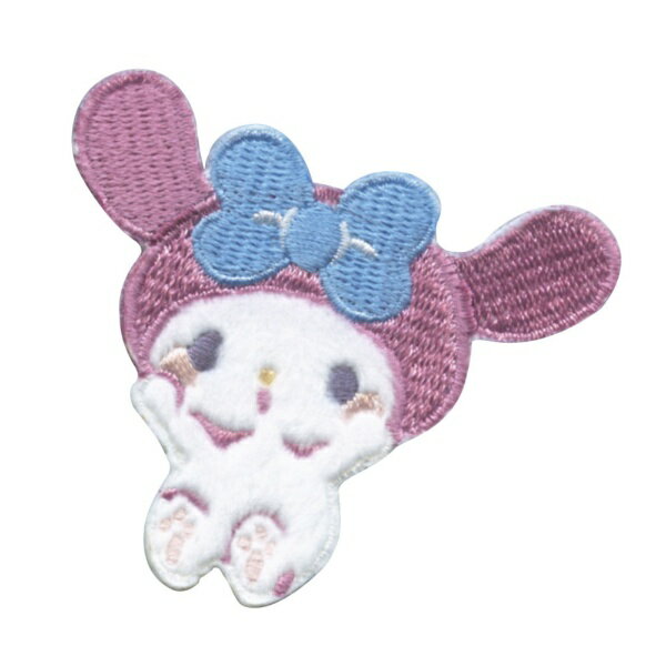 サンリオワッペン　どこにでも貼れるシール・アイロン両用タイプです。目印に最適■約 幅 6.1×約 高さ 6.0 （cm）