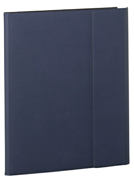 ぴたっとスマートに閉じて、スリムに持ち歩くビジネスノートカバー■＜2冊のノートが差し込めるポケット＞ダイアリーと横罫ノートや議事録ノートとTODOリストノートなど必要なノートを2冊スマートに持ち歩ける■＜スリットタイプのペンホルダー＞筆記具もまとめてスマートに持ち運び■＜書類などを挟めるポケット付き＞大きめのフリーポケットとカードポケット付■＜カラーバリエーション＞ブラック/ネイビー/ブラウン■詳細●カラー：ネイビー●本体サイズ：W220×H262×D8mm●本体重量：225g●素材：PVC