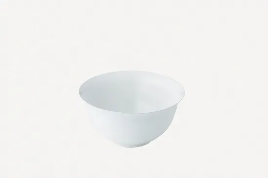 中空二重構造のステンレス食器になります。 中空の断熱層を設ける事により、保温と保冷効果があります。 メタル丼の3大特長 1.スープが冷めにくい 中空二重構造を採用した保温食器です。 2.さわっても熱くなりにくい 中身の温度が直接手に伝わりにくい優れもの！ 3.割れない 丈夫な18-8ステンレス製。 外経×高さ：120×60mm 材質：18-8ステンレス 適正容量：200cc