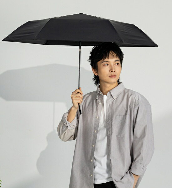 楽天ビック(ビックカメラ×楽天)のKIZAWA｜キザワ 超軽量カーボン自動開閉53cm日傘 ユニセックス urban ブラック 65303-003-BK [晴雨兼用傘 /53cm]｜アングル2