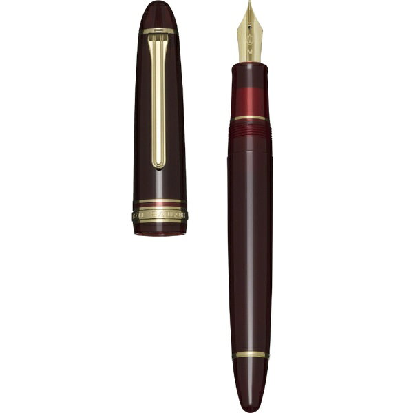 Photo of 1911 Casual L Basis Gold Trim Fountain Pen