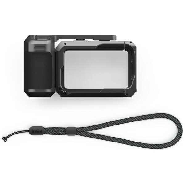 GoPro MISSION 1シリーズがコンパクトカメラに早変わり。軽量で手に心地よくフィットするグリップです。カチッとはめ込むだけ。街の風景やコンサート、ロードトリップのPOVを、臨場感たっぷりに手持ち撮影できます。フレームとシャッター部分にコールドシューマウントを備え、さまざまなアクセサリーを利用可能。