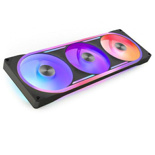 鮮やかなマルチゾーンRGBライティングと優れた静音・冷却性能を兼ね備えたハイエンドPCファンです。ファンハブやトラック部に独立したARGB LEDを搭載し、ビルド全体を魅惑的な光で演出。連結型のシングルフレームモデルはネジ4本と1本のケーブルで手軽に装着でき、配線処理を劇的にシンプル化。冷却力、美しさ、組みやすさを極めたNZXTの自信作です。■ライティングが躍るマルチゾーンRGBアドレサブルLED96個ものLEDを贅沢に搭載。ファンハブや外周のトラック、インナーバーへ独立したゾーン配置を行うことで、流れるような美しくダイナミックなグラデーション演出を実現します。「NZXT CAM」ソフトウェアとの連携で自由自在なイルミネーション構築が可能です。■配線を極限まで削ぎ落とす「シングルフレーム設計」3基のファンが1つの頑丈なフレームに統合された「シングルフレーム構造」を採用。設置はわずか4本のネジ留めと、8ピンアダプターケーブル1本を接続するだけで完了します。従来の複数ファン接続で煩わしかった複雑なケーブル取り回しを解消し、ケース内部を究極までスッキリ魅せることができます。■風切り音を抑えた高静圧＆超静音ブレードデザインラジエーターや密度の高いメッシュパネルを効率よく通気できるよう、最適化された枚数のブレードとタイトなフレーム構造を導入。エア漏れを防いで高い静圧とスムーズな気流を生み出しつつ、最大回転時でも優れた静音動作を約束します。■マザーボード直結（5V ARGB）とNZXT独自制御の双方に対応専用の8ピンアダプターや各種変換ケーブルが付属し、マザーボード上の標準的な「5V ARGB」ヘッダーに直接接続してライティングとPWMファン制御を行えます。また、別売のNZXT Control Hubや対応マザーボードを使用すれば、NZXT CAMを介した高度で詳細なカスタマイズ環境を構築可能です。■安心の流体動圧軸受（FDB）と6万時間の長寿命＆5年保証軸受けにはスムーズで摩耗に強い「流体動圧軸受（FDB）」を採用。60,000時間以上（約6年以上）の動作寿命を誇り、高い信頼性と長期的な安定性を確保しています。メーカーによる長期5年保証も付帯しているため、ハイエンド環境でも長く安心して使用できます。