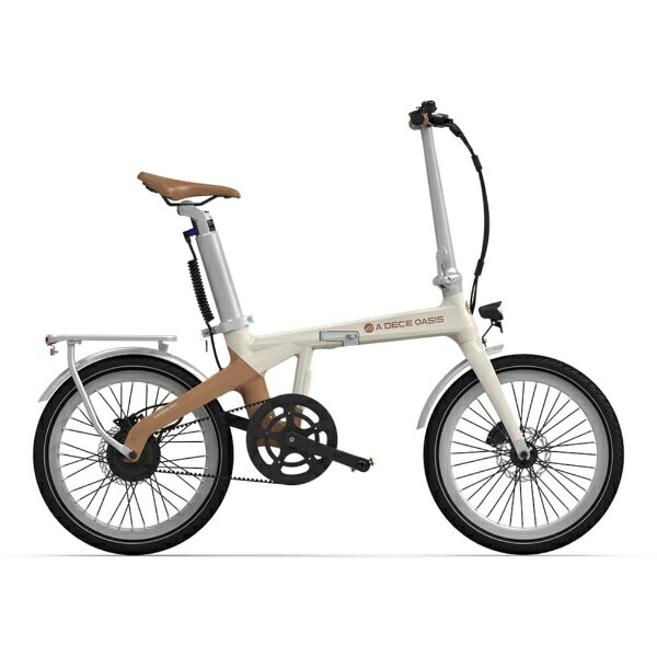 最上級軽量化カーボン製折りたたみ電動自転車■LightCoreカーボンファイバーで電動自転車の新たな可能性を解放Air Carbonは、頑丈かつ耐久性に優れたLightCoreカーボンファイバーを採用。車体重量はわずか14.5kgと、一般的なロードバイクと同等ながら、パワフルな電動アシスト性能を実現します。軽量設計によって、まるで羽のように軽やかなライドを体験できるのが魅力です。さらに、わずか15秒で折りたためるコンパクト設計は、スムーズな通勤から収納までをシームレスにサポート。あなたの冒険やライドニーズを自在にカバーします。■IntelliTrack GPSセキュリティシステム　スマートな防護で、安心の走行をサポートADO IntelliTrack GPSセキュリティシステムは、自転車の動きを常時モニタリングし、位置情報を正確にトラッキングします。万が一の移動や衝撃を検知した場合、即座に通知が届き、転倒アラームも瞬時に作動。ライド中の安全を常にあなたの手元でコントロールできます！■ADOBELTDRIVE カーボンベルトドライブ　3万キロメートル無メンテナンス私たちのカーボンファイバーベルトは、最大30,000kmにわたる耐久性を誇り、煩わしいメンテナンスを大幅に削減します。ギアやチェーンの油汚れやサビの心配もなく、より静かでスムーズなライディングを存分にお楽しみください。■【型式認証取得済みで安心安全】カーボンベルトで足元が汚れない・バッテリーがサドル下で目立たない一年間の製品保証カーボンファイバーのスペシャリスト：軽量、安全、乗りやすさ、そしてスタイリッシュさ——これらの特長を体現するのがAir Carbonです。業界最高級のカーボンファイバー素材を採用し、ADOの洗練されたデザインと独自開発のGPS連携技術を融合させました。数十万人のADO Airライダーが選び続けてきた伝統を受け継ぎつつ、新たな価値を提供します！■ 一般規格・最大走行距離：100km（最大航続距離）・最大速度：24km/h・走行モード：デュアルモード切替（ECO / SPORT）・動作温度：-10〜50℃・フレーム素材：カーボンファイバー・防水性能：IPX5（ディスプレイ IPX7）・最大積載重量：120kg・充電時間：4〜6時間・最大登坂角度：20°・対応身長：145〜190cm・最大トルク：35Nm・重量：14.5kg ■ 電子規格・定格出力：250W・モーター：BAFANG ブラシレスDCモーター・センサー：トルクセンサー・バッテリー：36V / 9.6Ah・ディスプレイ：2.4インチ IPSカラー画面・アプリ連携：ADOスマートアプリ対応・GPS機能：盗難防止GPS搭載 ■ その他の部品・フロントライト：E-Mark認証 1200lm・ブレーキ：油圧ブレーキ・駆動システム：カーボンベルトドライブ・テールライト：電子テールライト・タイヤサイズ：20 × 1.75インチ・ハンドル：人間工学に基づいた滑り止めグリップ・電動アシスト自転車（e-bike）とは？電動アシスト自転車は、ペダルを踏むとセンサーが力を感知し、モーターが適切な力でアシストしてくれる自転車です。一般の自転車と比べて、坂道や向かい風でも軽いペダリングで走れます。バッテリーが切れても、普通の自転車と同じようにこいで走ることができます。・仕組みペダルを踏むとセンサーが踏力を感知し、モーターが補助します。アシストは速度が上がるほど弱くなり、時速24km以上ではアシストがなくなります。（道路交通法の規定）・一般自転車との違い道路交通法上は同じ「自転車」として扱われ、免許不要で誰でも乗れます。ただし、電動アシスト自転車にはスイッチ・バッテリー・モーターが搭載されている点が異なります。・メリット荷物が多くても坂道がラク免許不要で家族みんなで使える行動範囲が広がる（遠出や長距離移動が楽）走行時のCO2排出がゼロで環境に優しい→ ガソリン車やバイクと違い、環境負荷が少ない移動手段です。・活躍するシーン長距離通勤・通学重い荷物を運ぶとき免許返納後の移動手段としてなど、日常生活での移動がもっと快適になります。