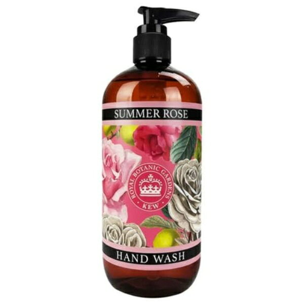 Hand Wash ハンドウォッシュ！アロエベラ、ビタミンEが豊富に含まれており、洗いあがりの手肌の潤いと優しさと香りを残します。■【香り】・Summer Rose サマーローズ。夏の心地よいローズと青々としたグリーングラスのコラボレーション。濃厚で甘い香りに、ガイアックウッドやラズベリーなどが見え隠れする香り。【使用方法】手に適量をとり、肌に良くなじむまで優しくマッサージしてください。【THE ENGLISH SOAP COMPANY ザ イングリッシュソープカンパニー】イングリッシュソープカンパニーの商品はすべてイギリスの南に位置するイーストサセックスの素晴らしい自然を誇るカントリーサイドで作られ、特にソープについてはピュアベジタブルオイルをベースに植物性のグリセリンやシアバターを豊富に含んでおり、3度にわたるブレンディング方法と伝統的な製造工程を通し、ムラが出ないように作られています。また、ソープに使用されるフレグランスはすべて現地でのプロのパフューマーによって調合されています。ビーガンフレンドリーで動物実験も行われておらず、クリームや液体の化粧品はすべてパラベンとSLS(ラウリル硫酸ナトリウム)がフリーで作られています。スペック●サイズ：Φ70×H192mm●内容量：500mL●全成分：水、ラウレスー2硫酸アンモニウム、コカミドプロピルベタイン、PEG-4アブラナ種子油脂肪酸アミド、香料、塩化Na、酢酸トコフェロール、アロエベラ葉汁、アラントイン、フェノキシエタノール、安息香酸、デヒドロ酢酸、エチルヘキシルグリセリン、クエン酸、変性アルコール、EDTAー2Na