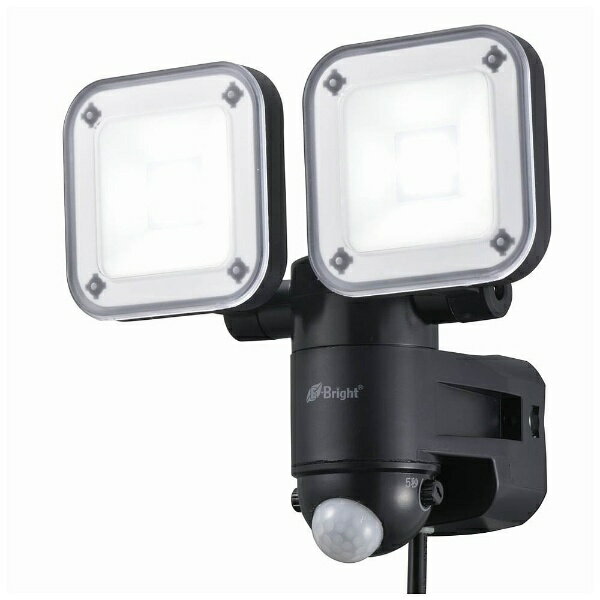 オーム電機　OHM　ELECTRIC 【屋外用】コンセント式LEDセンサーライト（2灯）「monban」　LS-A2165B-K