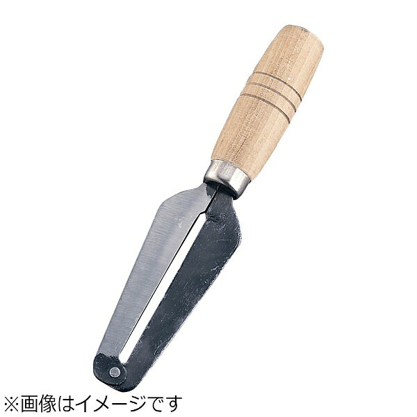 陳枝記（チャンチキ）シリーズの鉄製の瓜ピーラーです。※手作りのため、サイズや重量は多少異なります。【陳枝記】1920年創業より香港で代々伝わる中華料理道具の老舗ブランドです。その逸品は高い技術を持った職人が一本一本手作業で作り上げております。頑丈で扱いやすく、長持ちする道具として香港の料理人に使用されており、今では世界中の中華料理人に愛用されています。