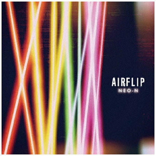 大阪ポップパンクバンド＜AIRFLIP＞（エアーフリップ）待望のメジャーファーストフルアルバムをリリース！今作は元イエローカードのライアンキーが全面プロデュース。サウンド面はもちろんのこと、楽曲、歌詞、英語指導など多岐に渡りライアンのテイストを注入、よりポップでキャッチーに、サウンドに厚みと独特の空気感が増したアルバムとなっている。アルバムタイトルのNEO-Nは＜新しい＞という意味のネオと、＜光＞のネオンを合わせた造語でメジャーファーストフルアルバムで新たなステージに進もうとしているバンドの決意の現れとなっている。 （C）RS