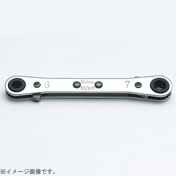 ●ラチェットスパナ■品番： 102KM-6X7■サイズL（mm）： 108 ■サイズD1（mm）： 15.3 ■サイズD2（mm）： 16.4 ■サイズC（mm）： 7.5 ■重量（g）： 51